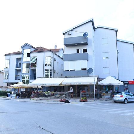 New Apartment Located In The Heart Of Niksic. Extérieur photo
