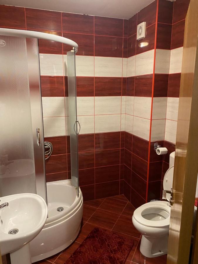New Apartment Located In The Heart Of Niksic. Extérieur photo