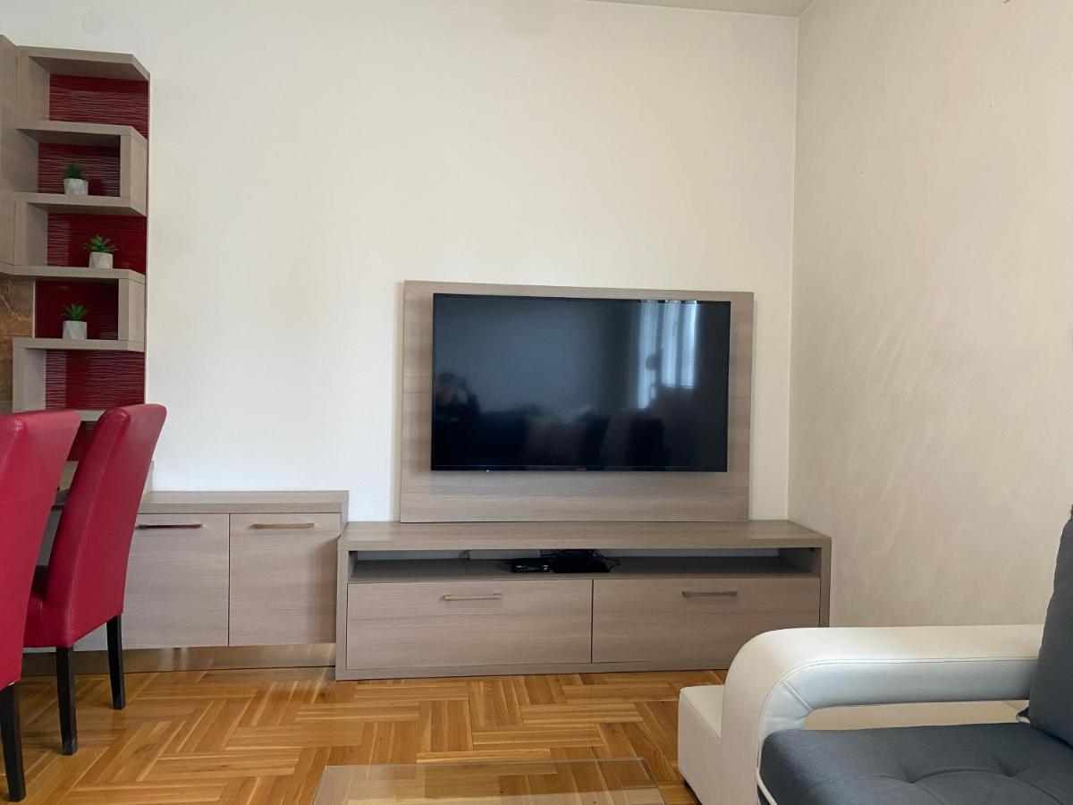 New Apartment Located In The Heart Of Niksic. Extérieur photo